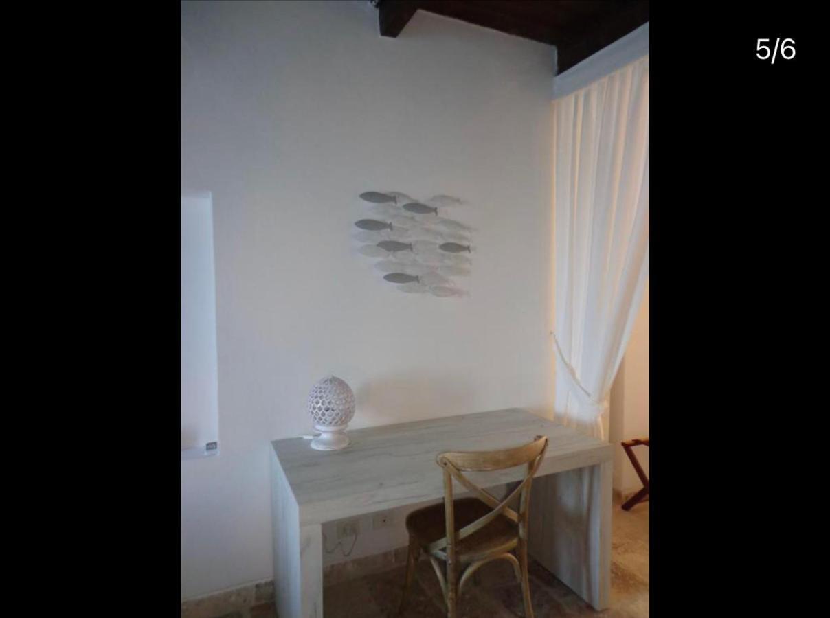 La Torretta Del Senatore Polignano a Mare Luaran gambar